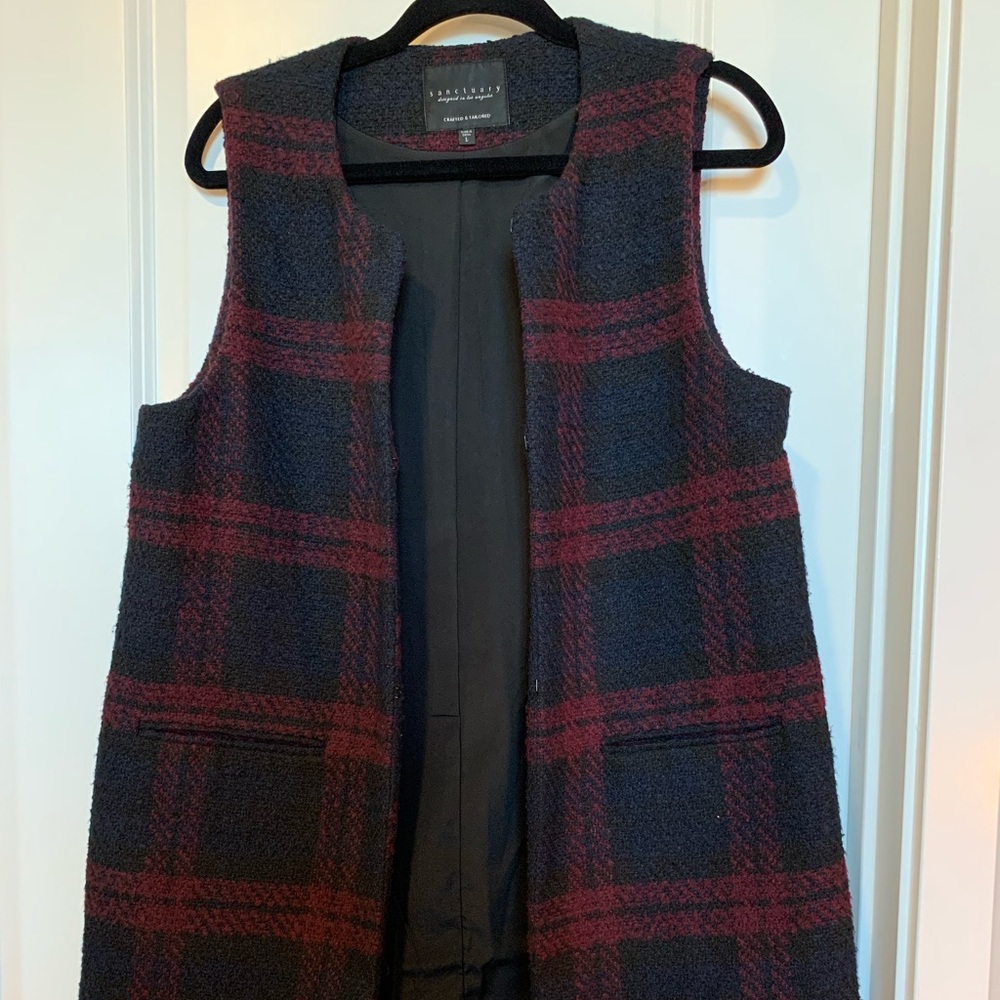 Sanctuary Sleeveless Blazer Navy/Wine Plaid Open